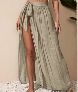 Beach Vacay Wickel Knoten Taille Cover Up Rock in Khaki, Größe M - Bild 1 von 7