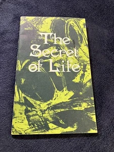THE SECRET OF LIFE     By: Thomas Samuel  Vintage Christian Literature  1970s - Picture 1 of 11