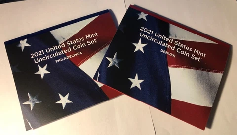 2021 Uncirculated Mint Set - (P & D) - 14 Coins - Unopened Mint Box Beautiful! Cover