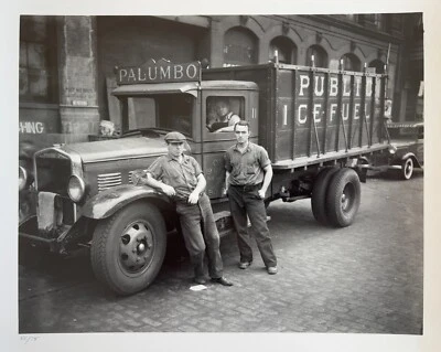 Walker Evans Palumbo Ice (1934) Original Gelatina de Plata Estate Edición Estampada de 75 Foto 1 de 4