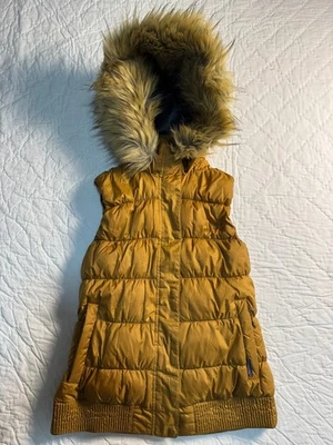 Merrell Thinsulate Removable Fur Womens Full Zip Puffer Vest Mustard Yellow S - Image 1 of 4