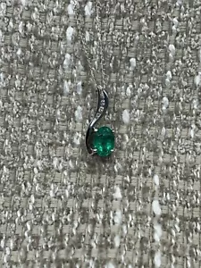 Emerald Diamond Necklace Oval Emerald With Diamond Accents 14 Kt. White Gold - Picture 1 of 3