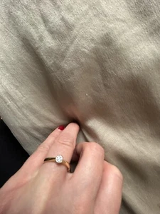18ct Yellow Gold & White Solitaire Diamond Ring Set In Rub Over Cut - Picture 1 of 11