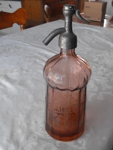 Pink Etched Soda Siphon Seltzer Bottle Laon Desselinne + Lion - Picture 1 of 24