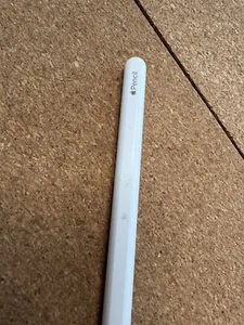 Apple Pencil (2nd Generation) - White - Used - Picture 1 of 5