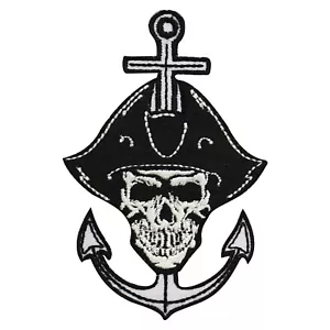 Cráneo Pirata Negro, Parche de Motociclista Bordado Hierro sobre Costura en Parche 10x7cm - Imagen 1 de 1