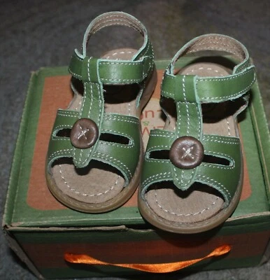 LIVIE & LUCA Shoes Sandals Olive Green - Size 4 - NEW IN BOX - Image 1 of 4