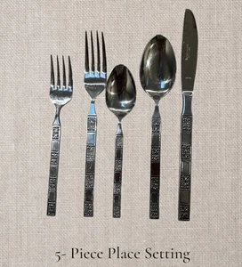 CONTINENTAL Stainless Japan Flatware CSS39 5 Piece Place Setting - Picture 1 of 10