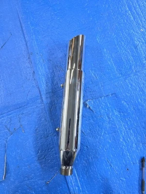 Silenciador delantero Harley Davidson Softail Slim OEM ESCAPE ANTIDESLIZANTE P/N 64734-08A Foto 1 de 4