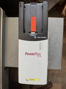 Allen Bradley PowerFlex 700 - Picture 1 of 5