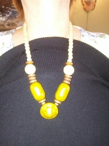 Bakelite Beaded Necklace - Picture 1 of 9