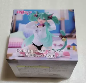 TAITO Hatsune Miku Desktop Cute Figure With Cat Ears T shirt Ver. Japan New Gift - Picture 1 of 5