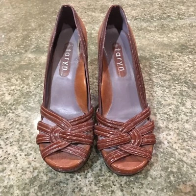 TARYN ROSE DESIGNER BROWN LEATHER RETRO COMFORTABLE SEXY HEEL WEDGE SIZE 9 - Image 1 of 4