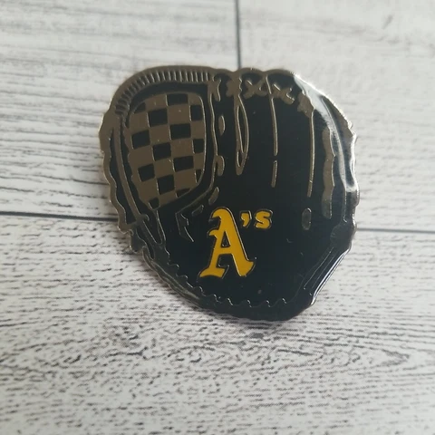 Oakland Athletics A's Enamel Glove Pin Vintage 1990s #3 of 5 Tools of the Trade Cover