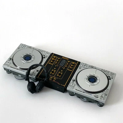 Technics Miniature Collection SH-DJ100 SL-DZ1200 Set Giradischi Record Figurina - Immagine 1 di 4