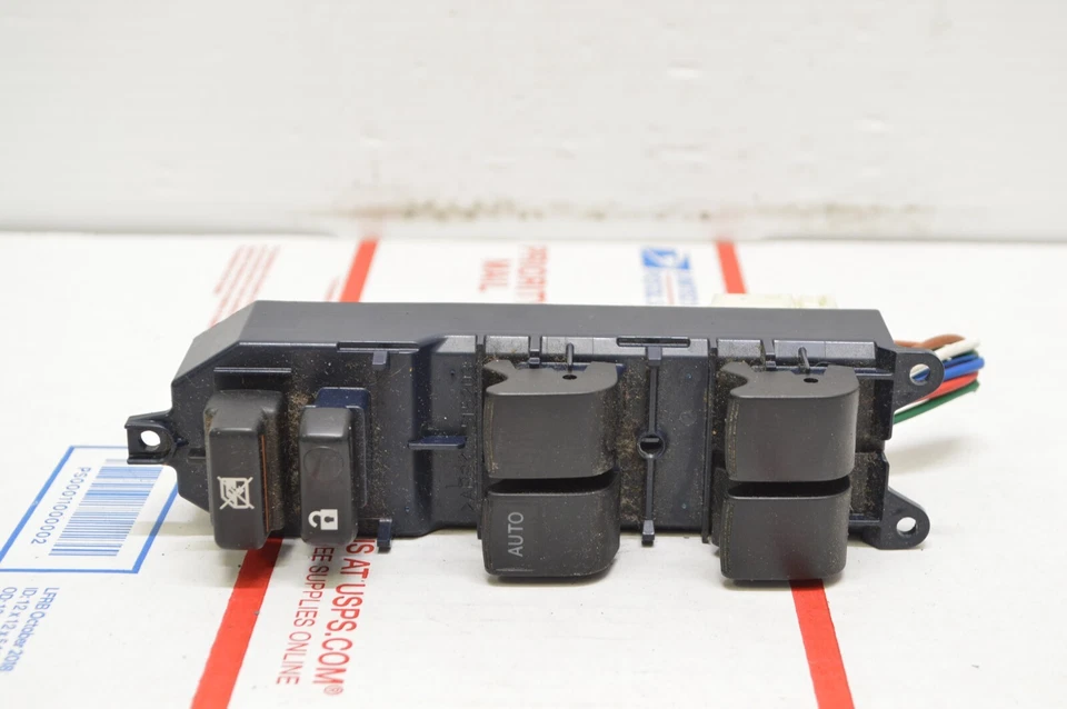 08-15 Toyota Corolla xB Interruptor Maestro Ventana Eléctrica Puerta Ventana Botón MM4#012 Foto 1 de 3