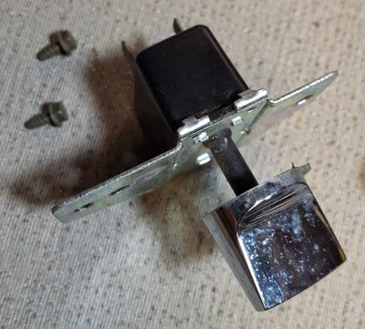 Interruptor de señal de secadora Speed Queen Ultra Mate 1985 con perilla/parte # 53516/funcionando Foto 1 de 4