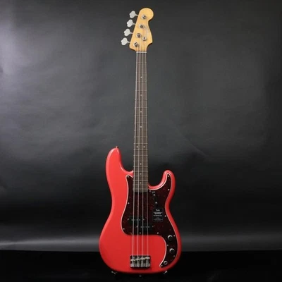 Fender / Vintera II Road Worn '60s Precision Bass Fiesta Red - Bild 1 von 4