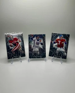 2025 Topps Resurgence 3 Karten Lot Peyton Manning John Elway & Joe Montana NFL - Bild 1 von 8