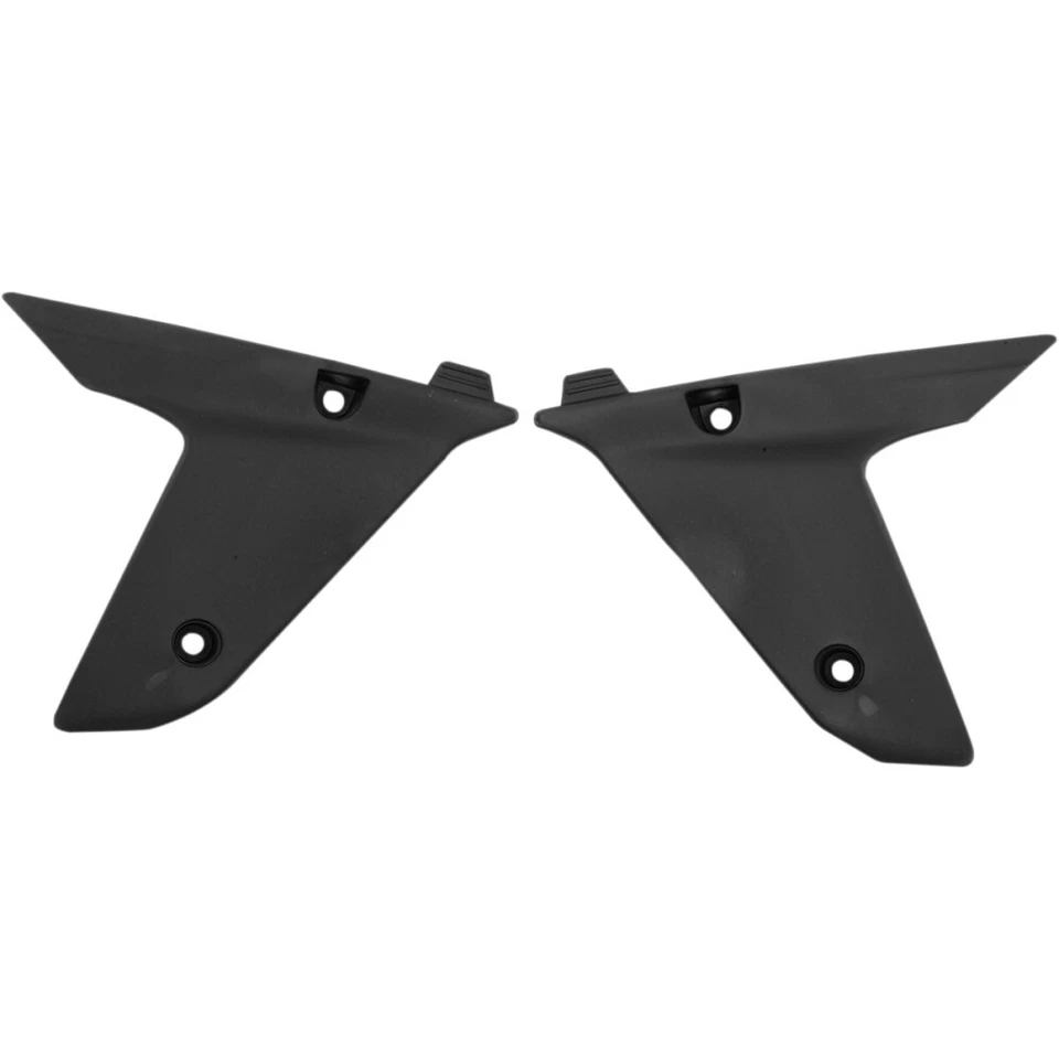 Cubierta inferior del radiador UFO - negra | HU03325-001 Foto 1 de 1