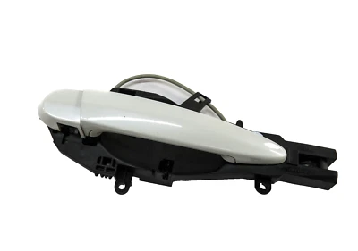 BMW 328i 335i M3 (E93) 2008-2013 convertible - manija de puerta confort derecha (blanco) Foto 1 de 4