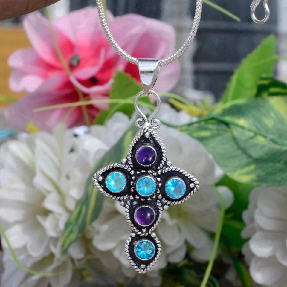 Colgante Cruz de Topacio Azul y Piedras Preciosas de Amatista Plata de Ley 925 Aspecto de Moda Foto 1 de 4
