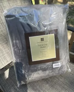Concierge Collection Soft & Cozy Blanket  King/Cal King Gray - Picture 1 of 4
