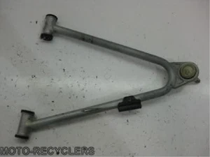 06 Outlaw 500 right upper front a arm control 15 - Imagen 1 de 1