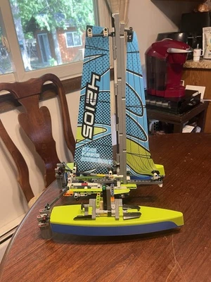 LEGO Technic 42105 Green Blue Catamaran *Retired* Near Complete NO MANUAL NO BOX - Image 1 of 3