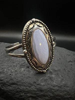 Vintage Sterling Silver Native Navajo Banded Agate Cuff Bracelet Estate 925 39g - Image 1 of 4