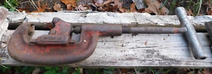 RIDGID 2A Heavy Duty Wide Roll Pipe Cutter 1/8" to 2" - Picture 1 of 6