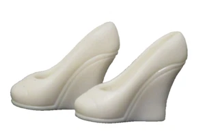 Mattel Barbie Doll Fashionista Shoes Replacement white chunk heel - Picture 1 of 3