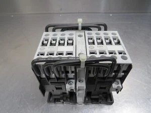 GE LAR01AJ Magnetic Reverser Contactor 120V - Picture 1 of 3