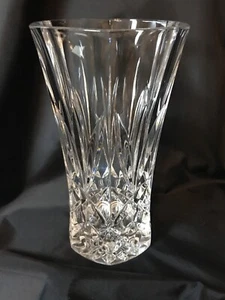 Vintage Unmarked 7" Crystal Flower Vase - Picture 1 of 7