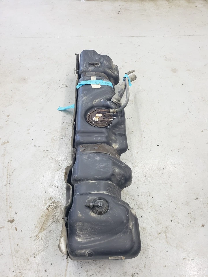 Chevrolet Express 2010 tanque de gasolina de 31 galones con bomba de combustible Foto 1 de 1