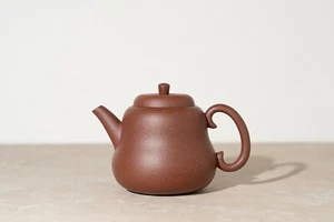 Bespoke Unique Yixing Teapot - Chinese Teapot - Half-Handmade - JiangPo Ni Clay - Picture 1 of 7