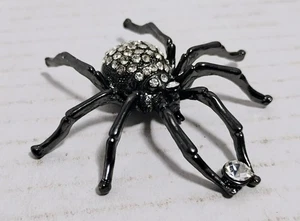 VTG CRYSTAL RHINESTONE BLACK FINISH COSTOME JEWELRY GOTHIC WOLF SPIDER BROOCH - Picture 1 of 5