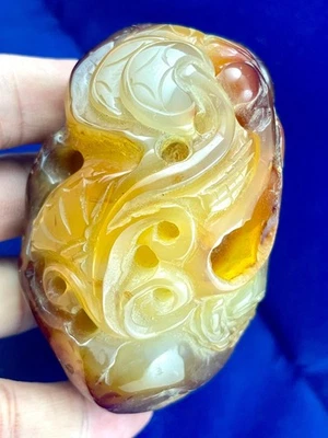 Collectible China Old Agate Hand-Carved Ancient Coins&Ruyi Statues Pendant(Qing) - Image 1 of 4