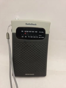 Vintage Small Handheld RADIO SHACK 12-467 AM/FM Radio Travel ~ Works Great! - Picture 1 of 5