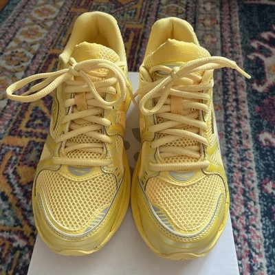 Saucony 6.5 Mujer Progrid Triumph 4 Goldfinch Amarillo Nuevo en Caja Foto 1 de 4