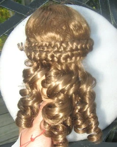 SIZE 8 LT BROWN NAOMI ANTIQUE MODERN DOLL WIGS SYNTHETIC MOHAIR NOEMI - Picture 1 of 3