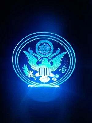 Настольный знак с подсветкой по краям, разноцветный светодиодный, ночник герб США - Изображение 1 из 4