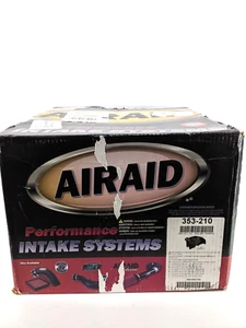 Kit de admisión de aire frío CAD Airaid 353-210 SynthaMax para vehículos Chrysler/Dodge - Imagen 1 de 6
