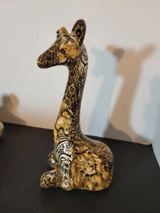 Vintage LaVie Porcelain Giraffe with Lions Zabras Prints in design - Picture 1 of 6
