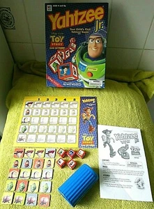 YAHTZEE JR. DISNEY SPIELZEUGGESCHICHTE UND DARÜBER HINAUS! BRETTSPIEL 100 % GEPRÜFT SELTEN KOMPLETT - Bild 1 von 12
