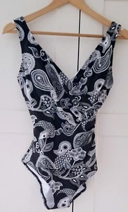 Bonprix Damen schwarz weiß Paisleymuster wattierter Badeanzug Gr. 12 NEU - Bild 1 von 5