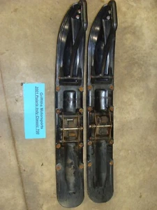 2001 POLARIS INDY CLASSIC 700 l/c Sno-Stuff plastic skis dual carbide wide - Picture 1 of 13