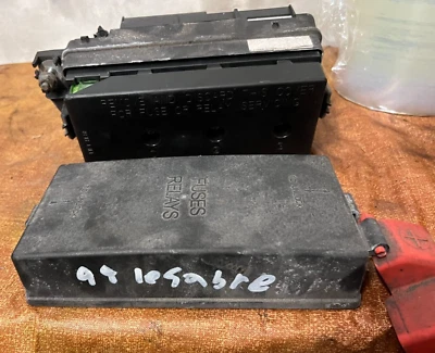 2000 - 2005 Buick Lesabre 3.8 Engine Fuse Box Relay 15328859 FREE SHIP RB1 - Image 1 of 4