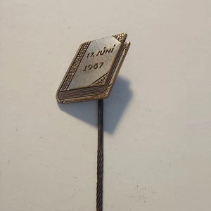 Pin Islandia vintage 17 de junio 1967 - Imagen 1 de 1