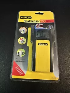 Stanley Stud Sensor 200 AC Detection up to 3/4" / Brand NEW & Sealed - Picture 1 of 5